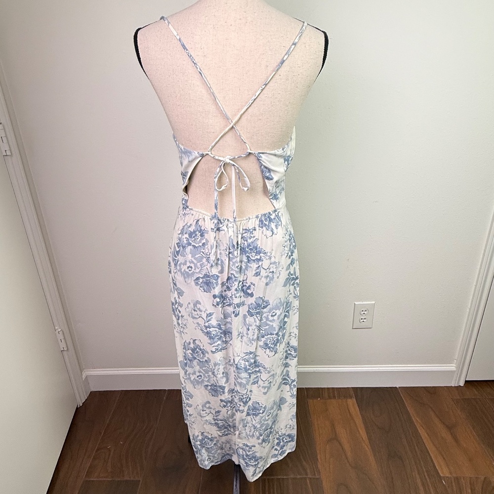 Reformation Women's Chianti Floral Print Crepe Dress Blue Ivory Size Medium - Picture 5 of 8